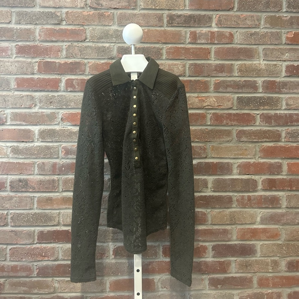 Women’s Free People XS Olive Green Sweater w/9 Snap closure. Sheer Lacey Look.